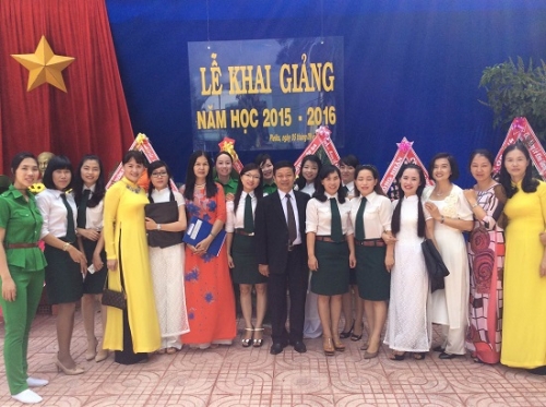 Trường THCS Phạm Hồng Thái khai giảng năm học 2015-2016